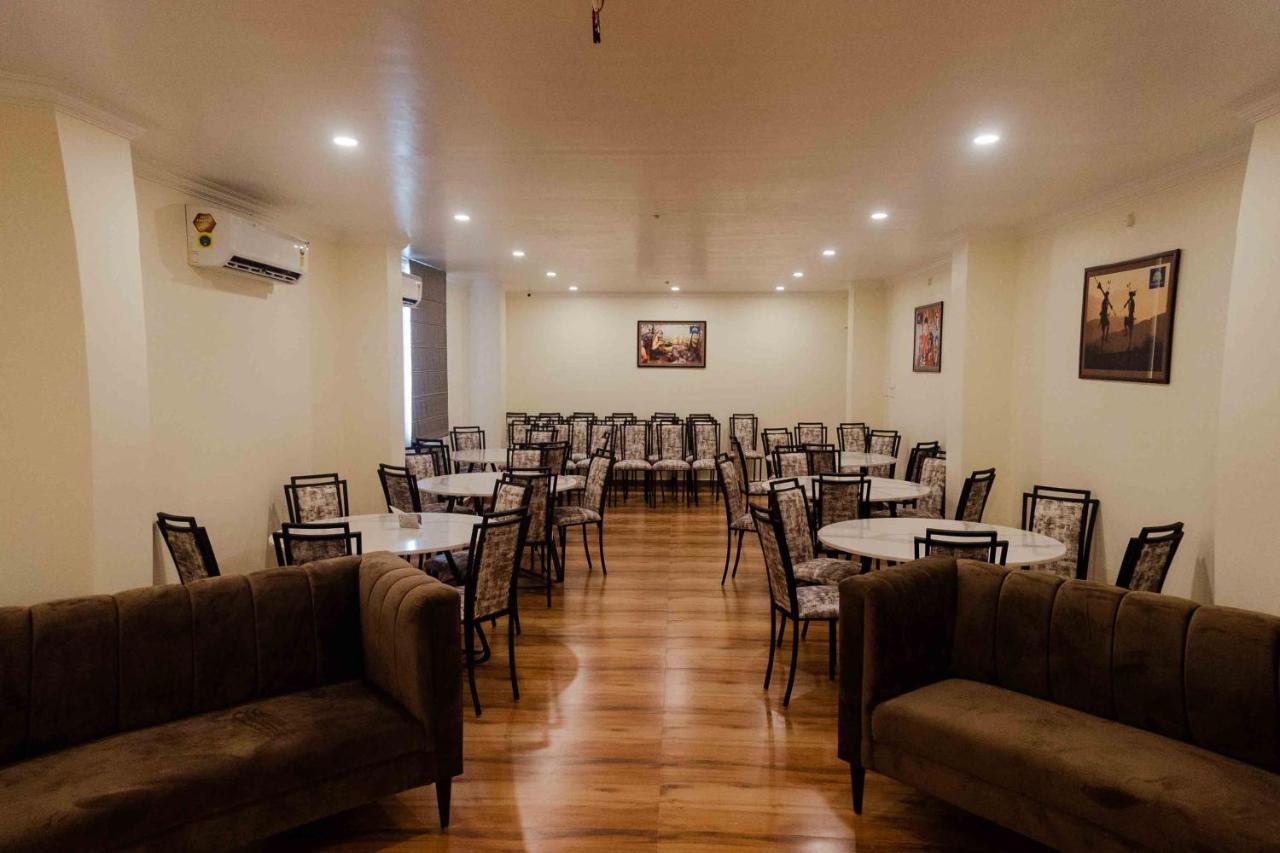 Hotel Grand Lotus Dimāpur Esterno foto