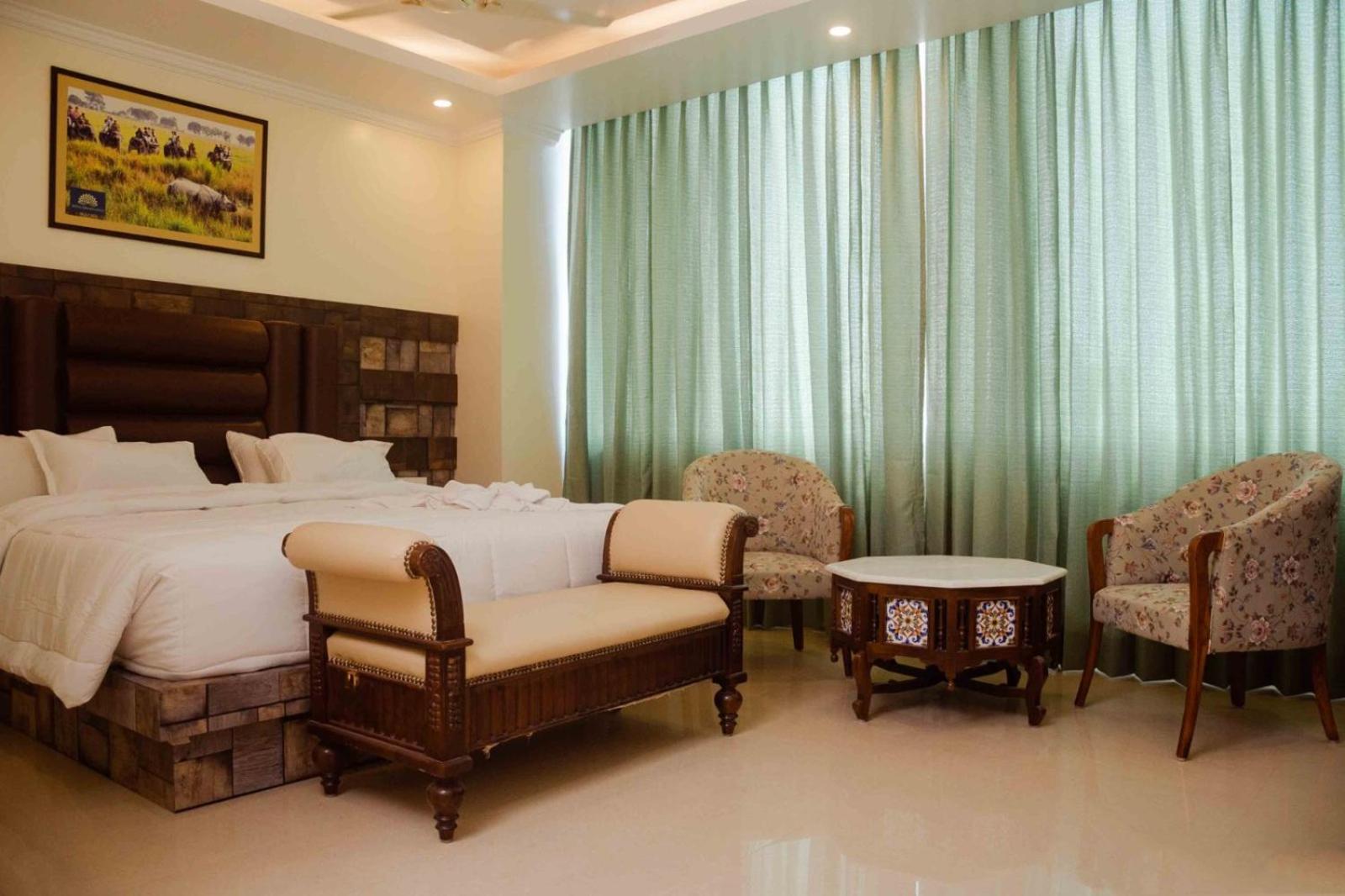 Hotel Grand Lotus Dimāpur Esterno foto